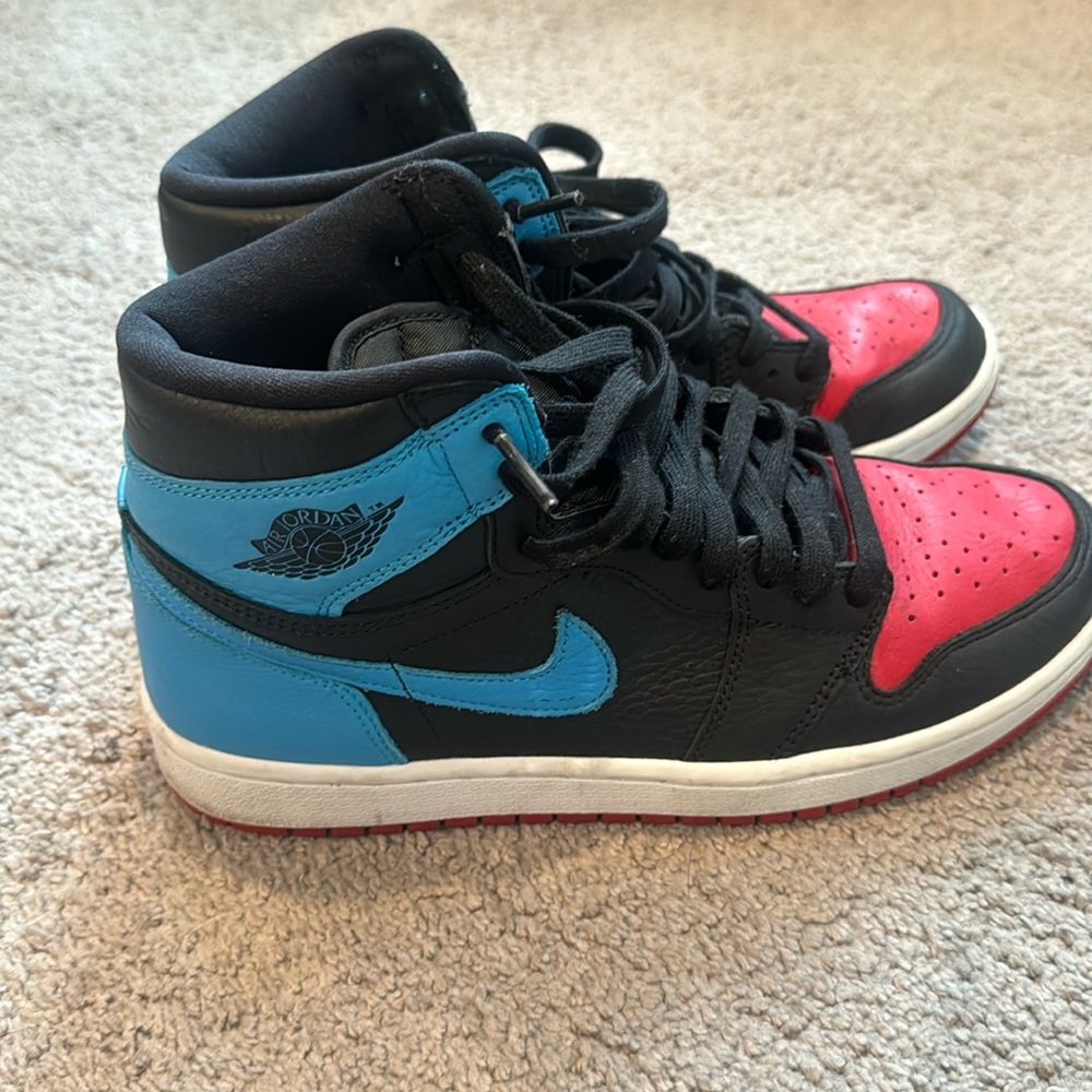 WMNS Air Jordan 1 High OG Retro